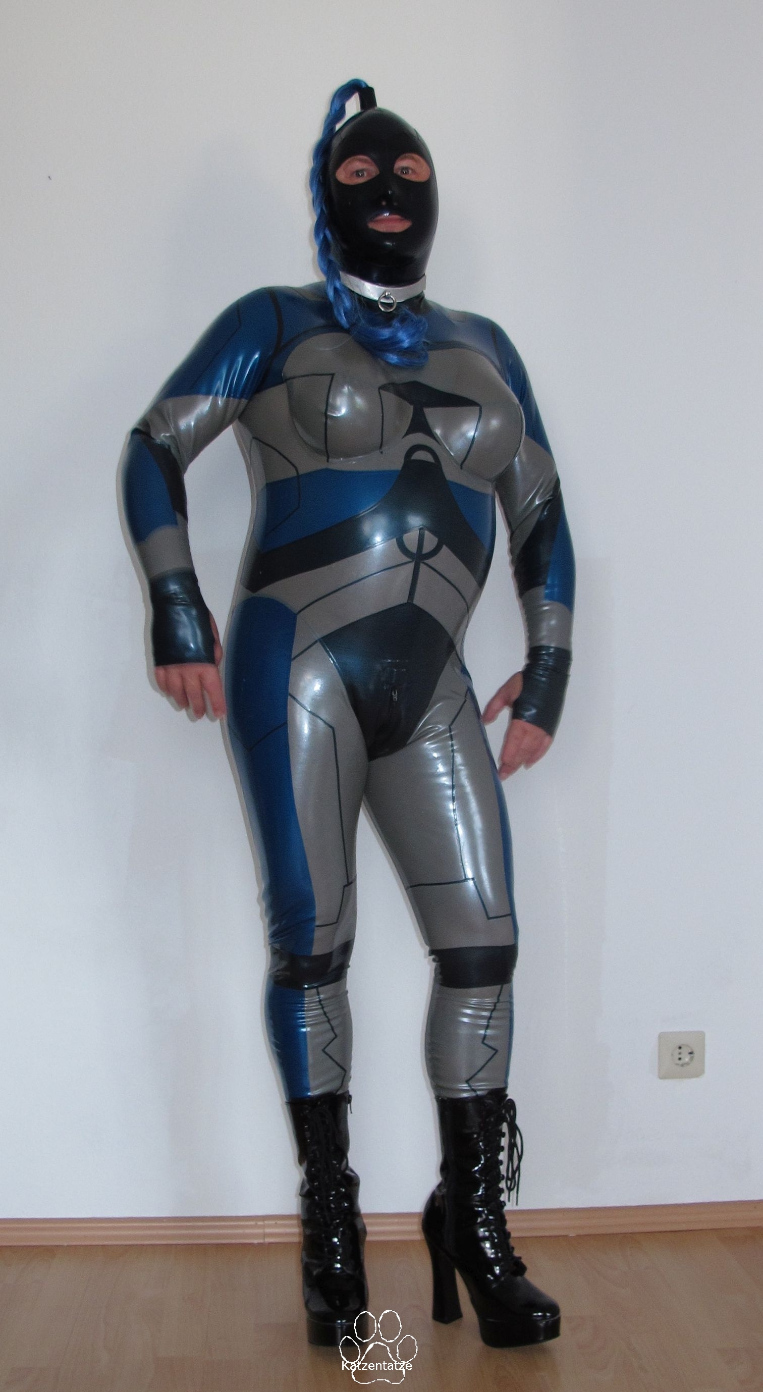 Jupiter Ascending Plugsuit