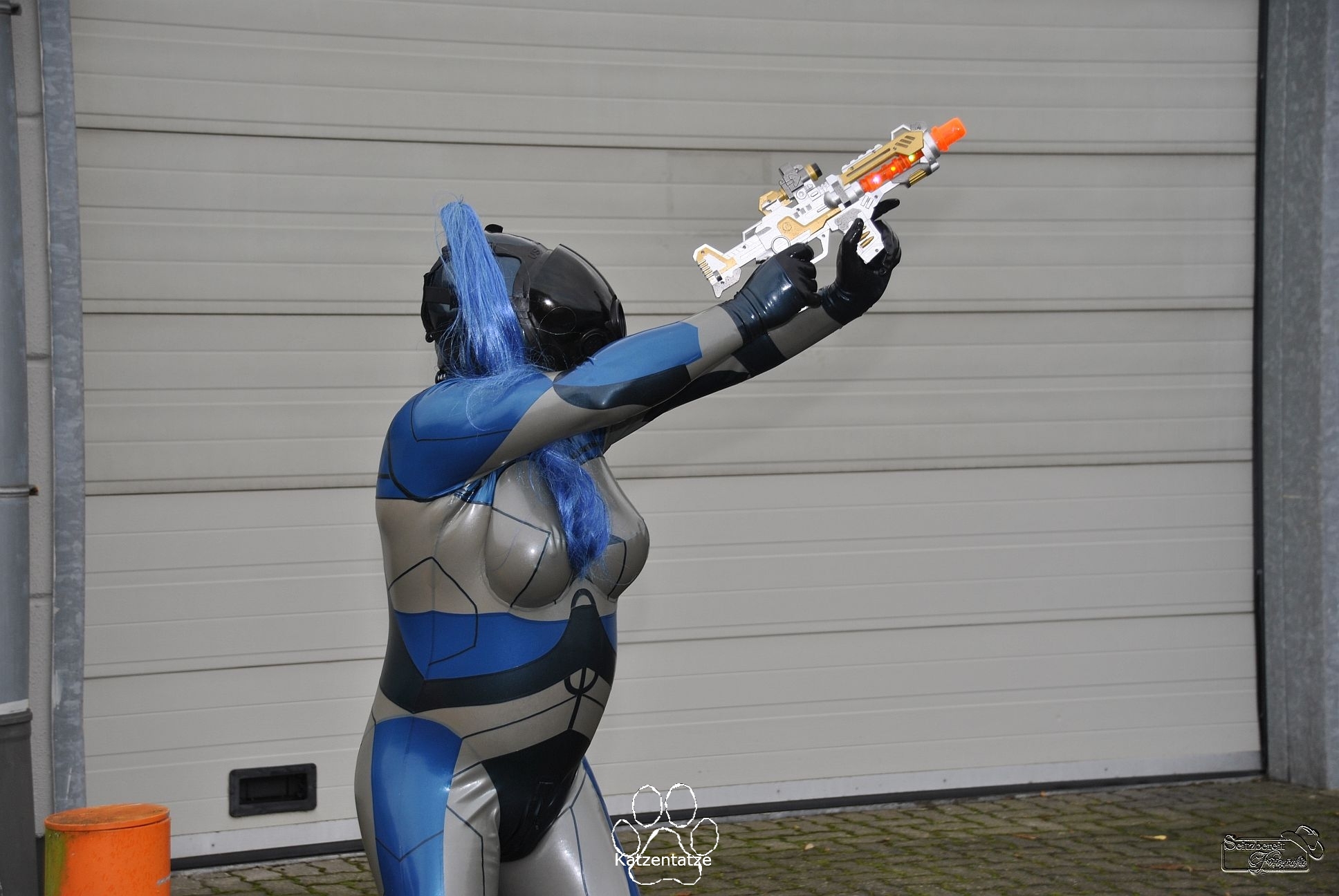 Jupiter Ascending Plugsuit