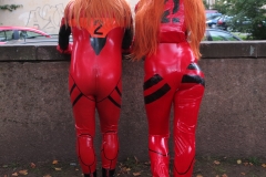 2 Asuka von hinten