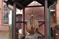 das Huhn trink auch mal einen Korn