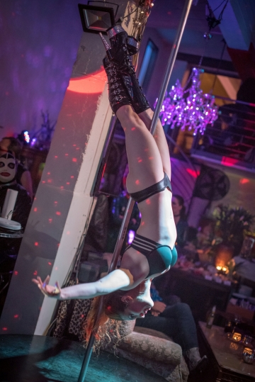 Poledance