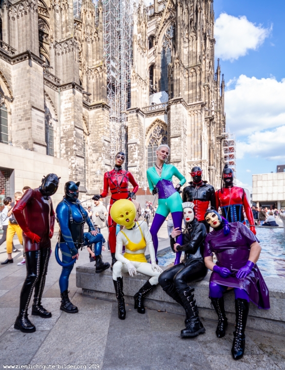 der zweite Springbrunnen am Dom
