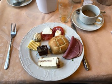 Frühstück am Samstag im Hotel