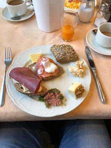 Frühstück am Samstag im Hotel