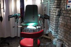 im Latex-Keller in Köln