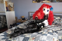 Majikku Kig auf dem Bett