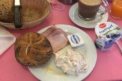 Frühstück im Hotel