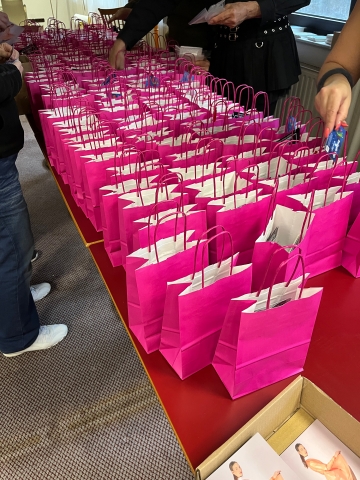 das Packen der Goody-Bags