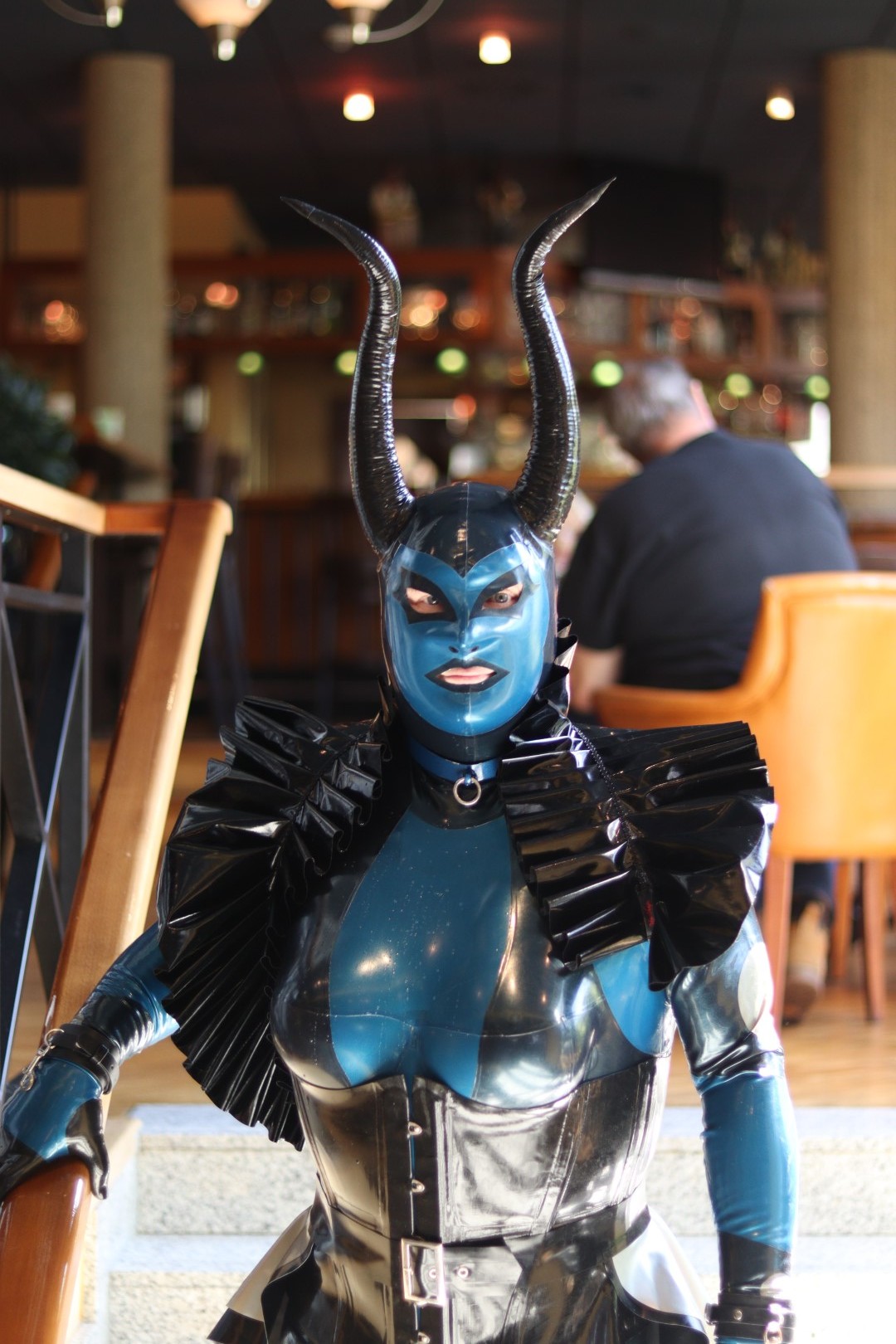 DevilCat in der Bar