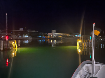 Ankunft Nachts in Friedrichshafen