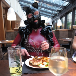Endlich etwas zu (Fr)essen