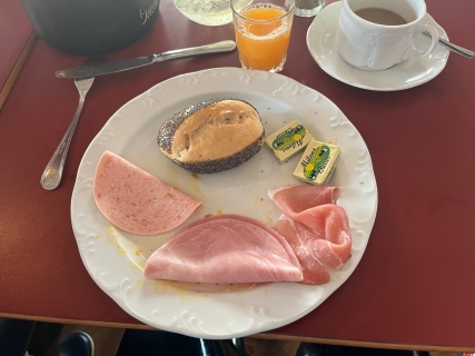 Frühstück am Donnerstag