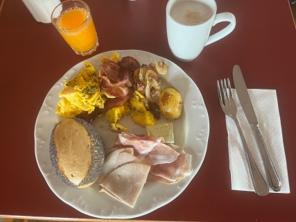 Frühstück am Dienstag