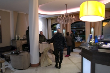 Vortreffen im Foyer