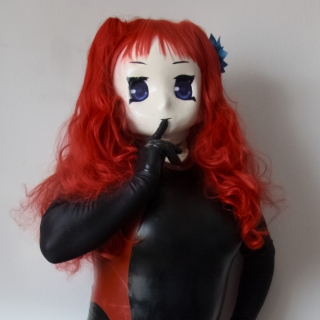 (W2) Majikku im schwarz-roten Body