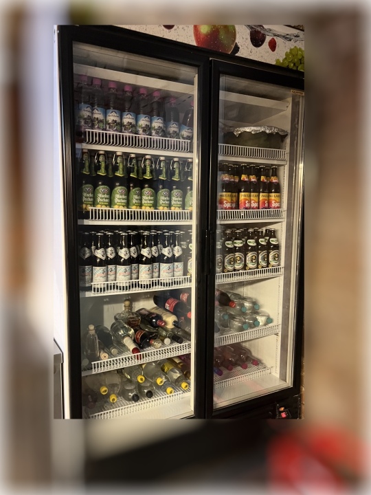 der Kühlschrank ist voll