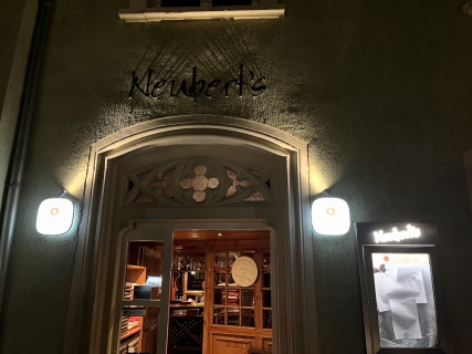 Neuberts von außen