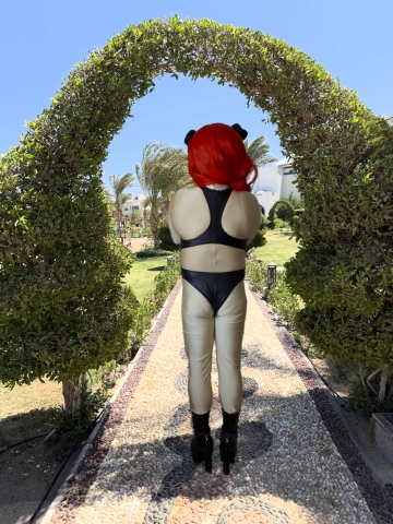 Majikku walks through the Coral Sun Beach near Safaga