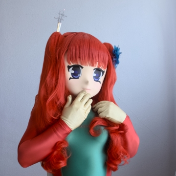 Majikku im Amoresy-Catsuit