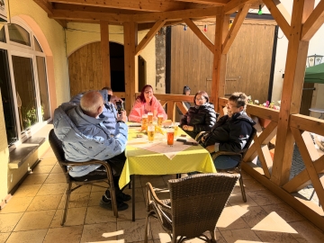 Herbstfest, schön draussen zu sitzen