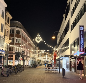 abendlicher Blick am Eigelsteintor